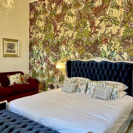Private Room & Bathroom In Manor House Maybole Экстерьер фото