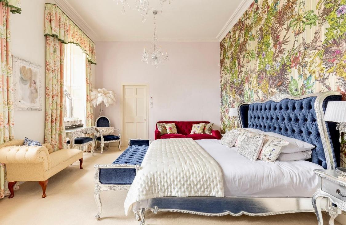 Private Room & Bathroom In Manor House Maybole Экстерьер фото
