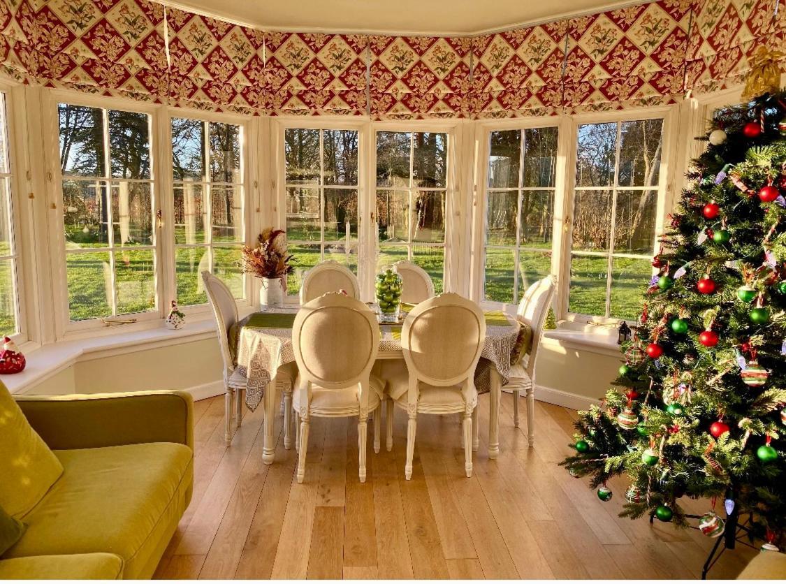 Private Room & Bathroom In Manor House Maybole Экстерьер фото