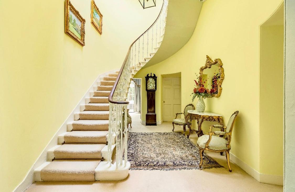 Private Room & Bathroom In Manor House Maybole Экстерьер фото